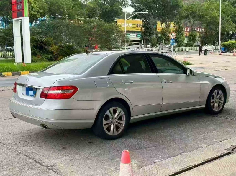 珠海10年奔驰E8