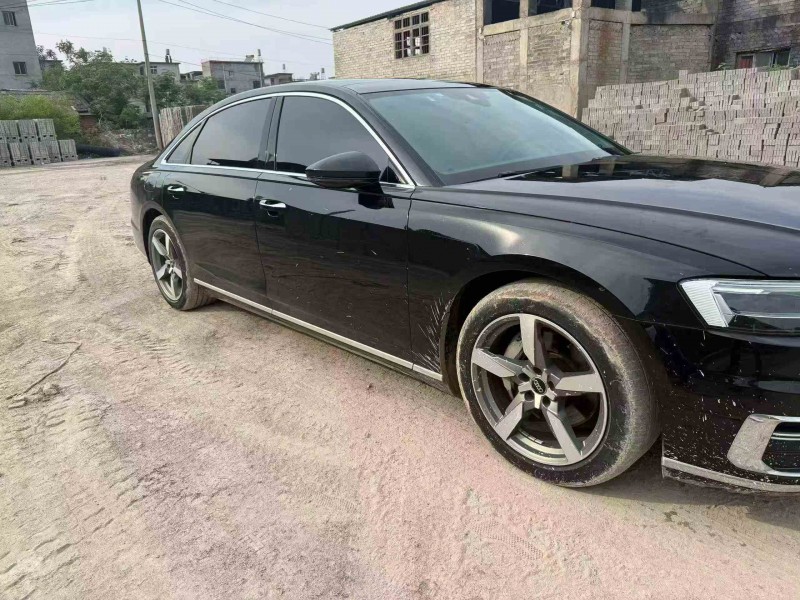 吉安20年奥迪A8L2
