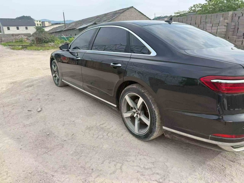 吉安20年奥迪A8L8
