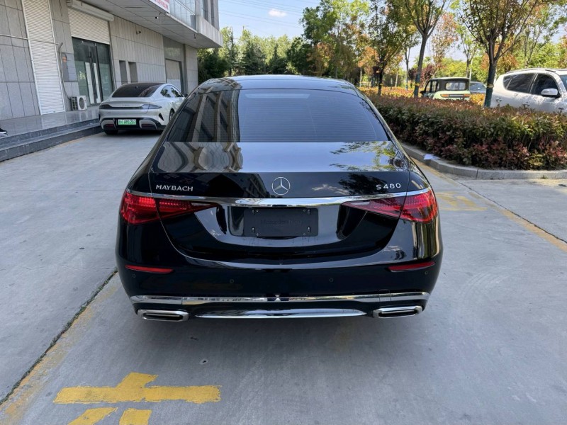 济宁24年奔驰S2