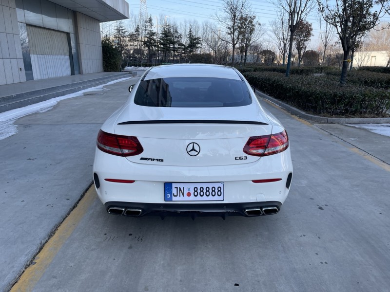 东营18年奔驰C5