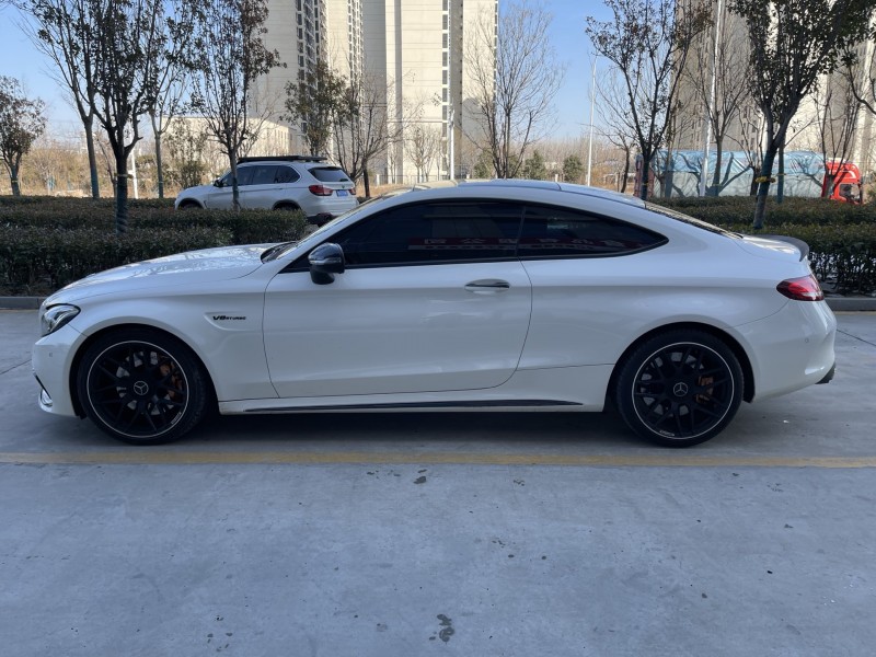 东营18年奔驰C6
