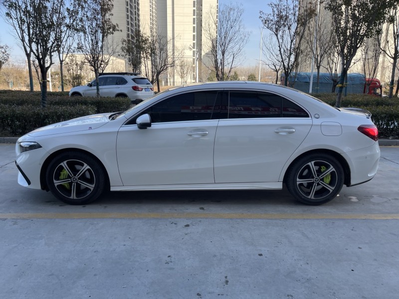 聊城23年奔驰A6