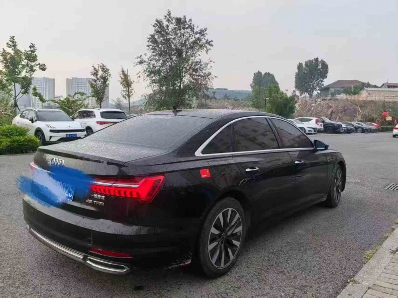 东营22年奥迪A6L8
