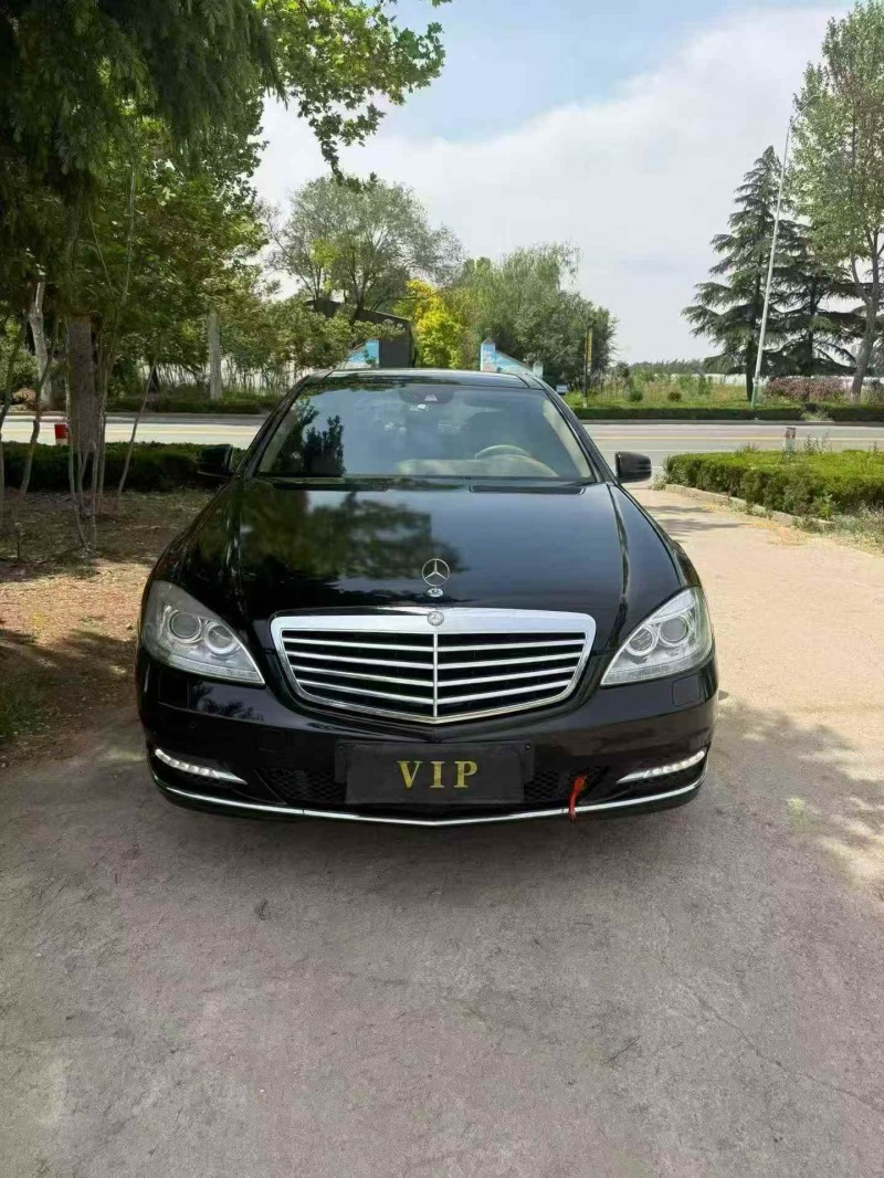 东营13年奔驰S1