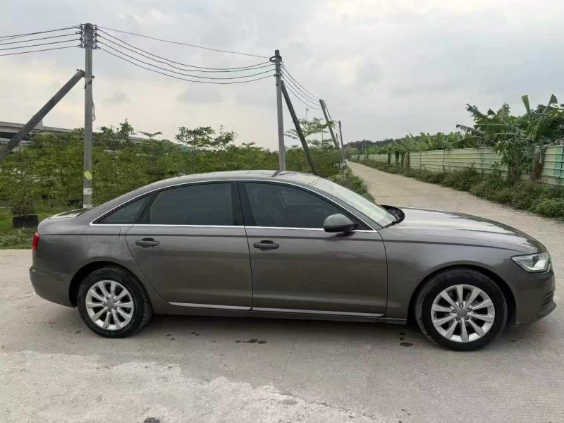 中山15年奥迪A6L4