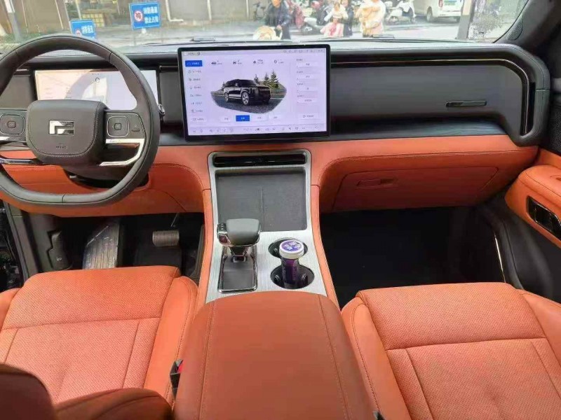 重庆25年极石汽车015
