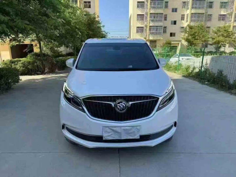 东营19年别克GL81