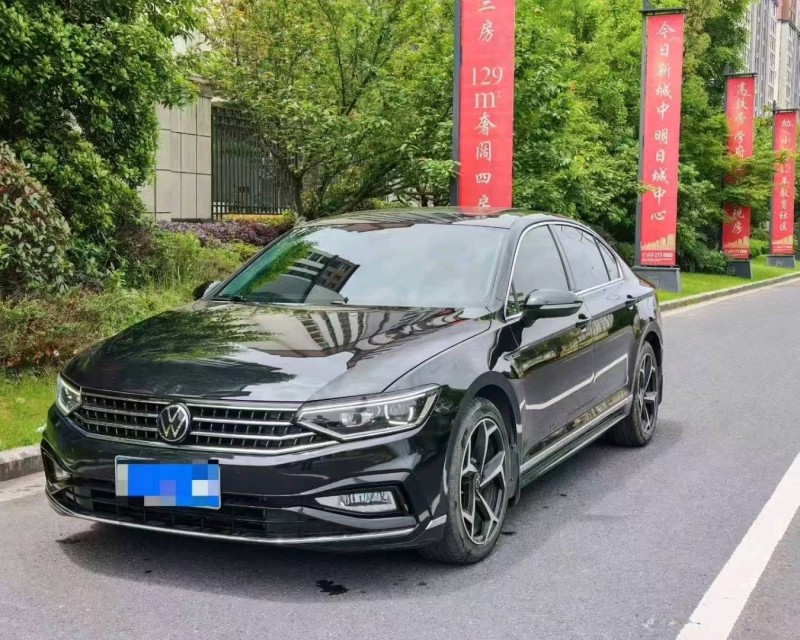 黄山23年大众迈腾3