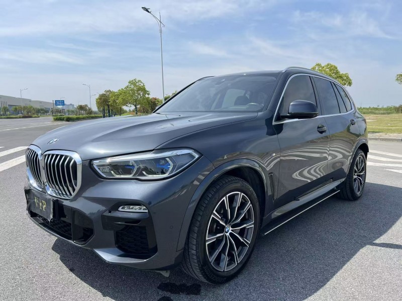 盐城19年宝马X53