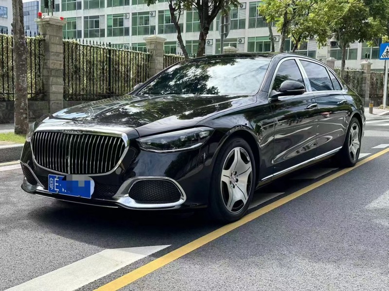 深圳23年奔驰迈巴赫S级3