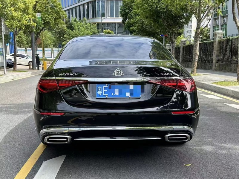 深圳23年奔驰迈巴赫S级9