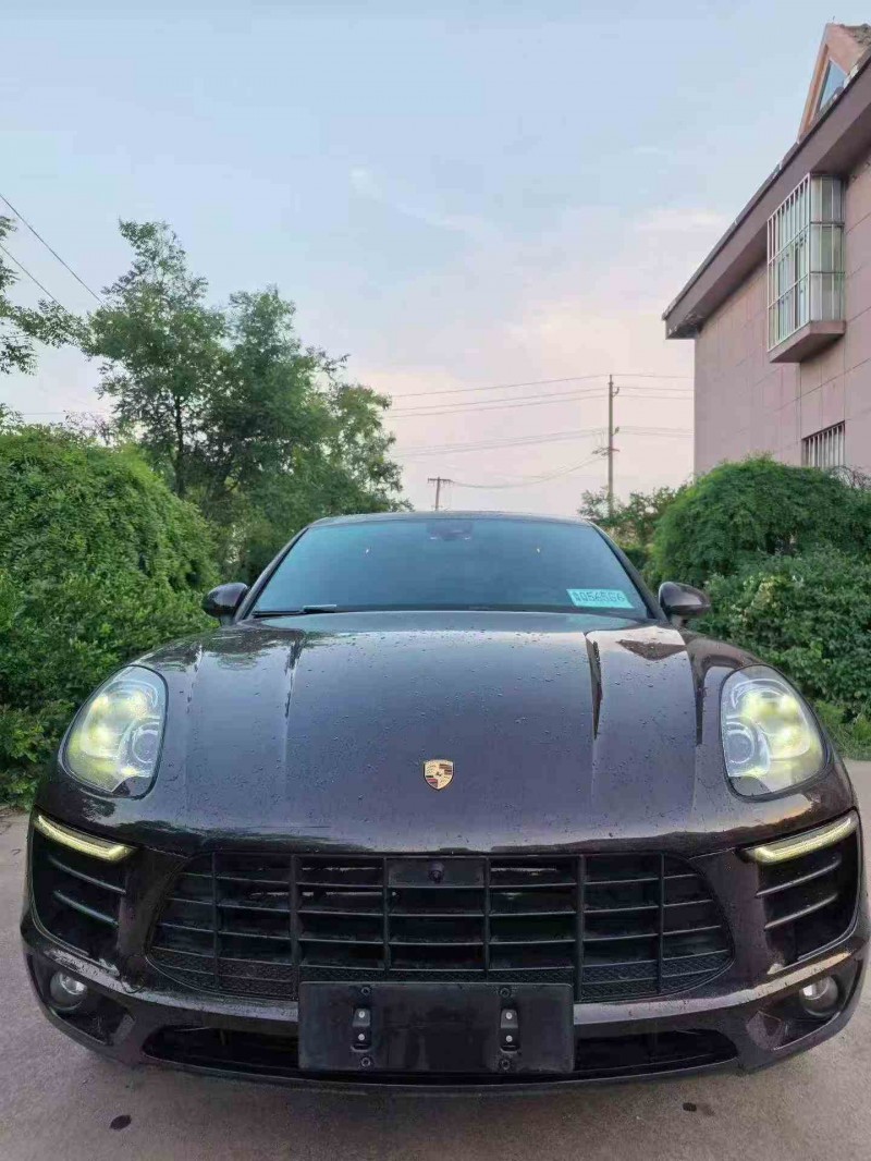 潍坊18年保时捷Macan1