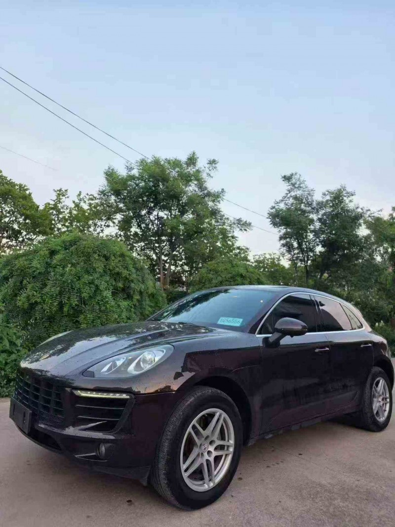 潍坊18年保时捷Macan3