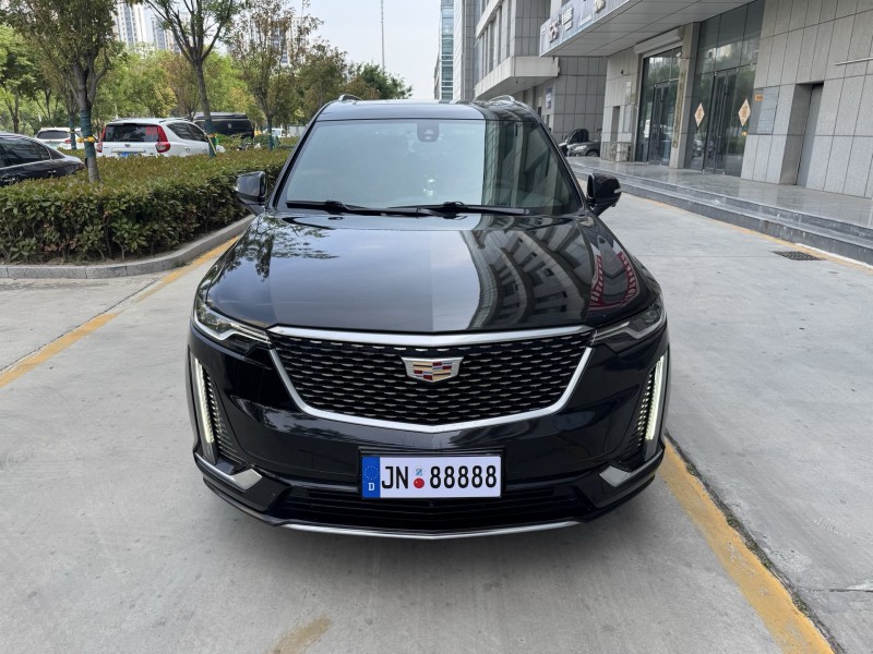 济宁20年凯迪拉克XT61