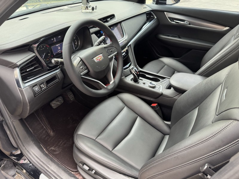 济宁20年凯迪拉克XT64