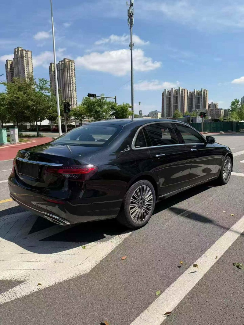 东营20年奔驰E8