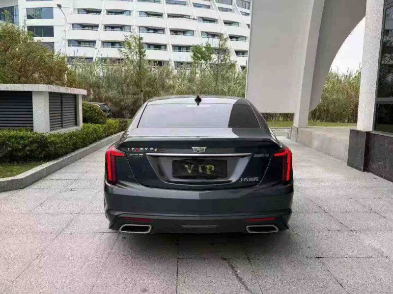绍兴21年凯迪拉克CT59