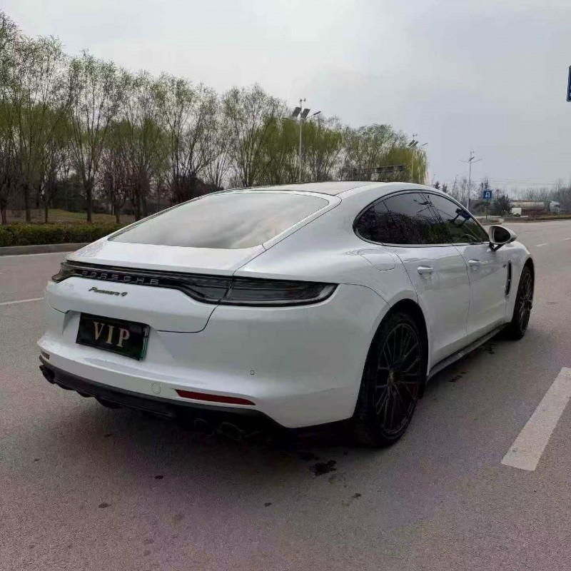 东营23年保时捷帕拉梅拉7