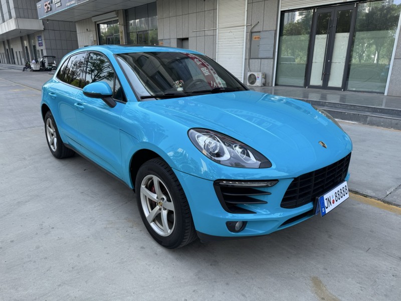 济宁16年保时捷Macan2