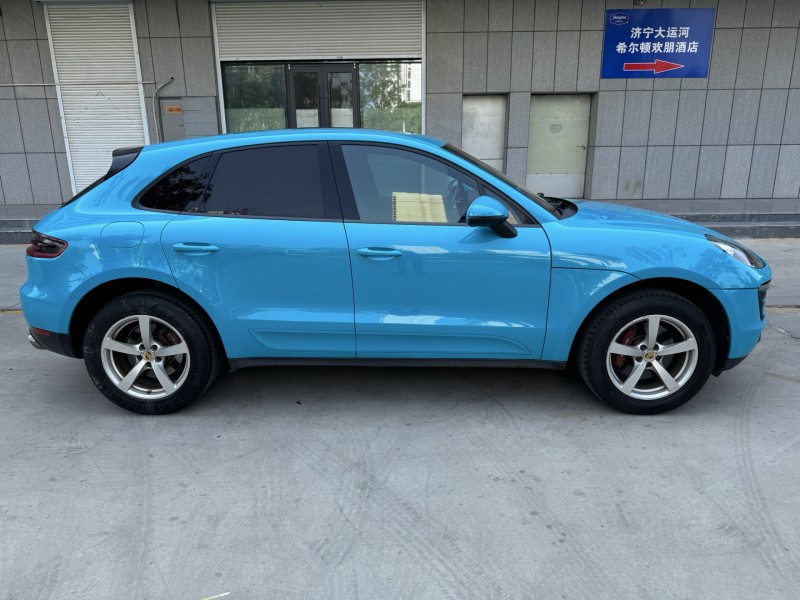 济宁16年保时捷Macan4