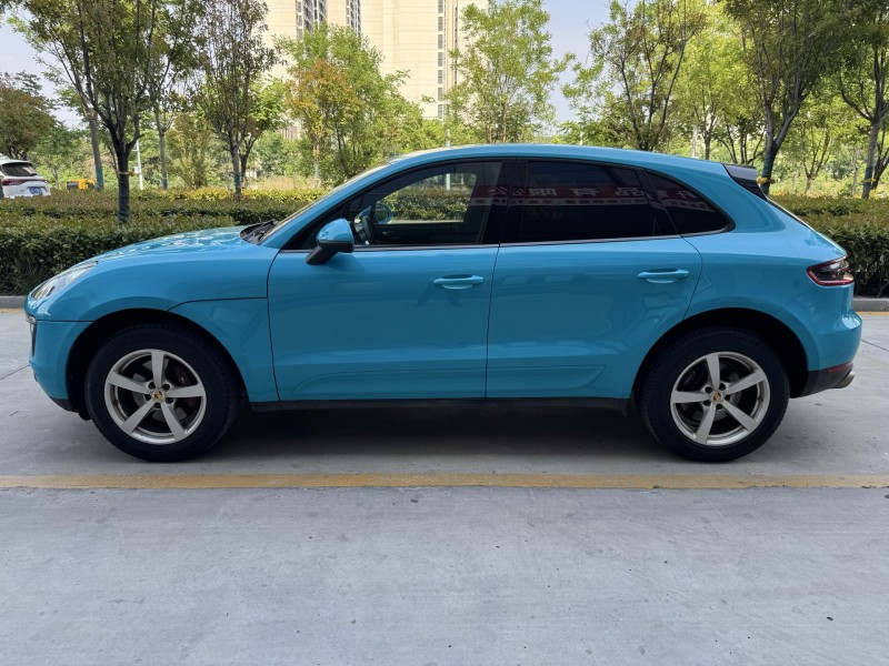 济宁16年保时捷Macan5