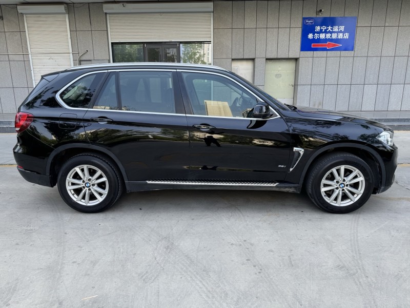 济宁16年宝马X54