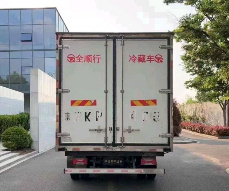 青岛22年跃进轻卡6
