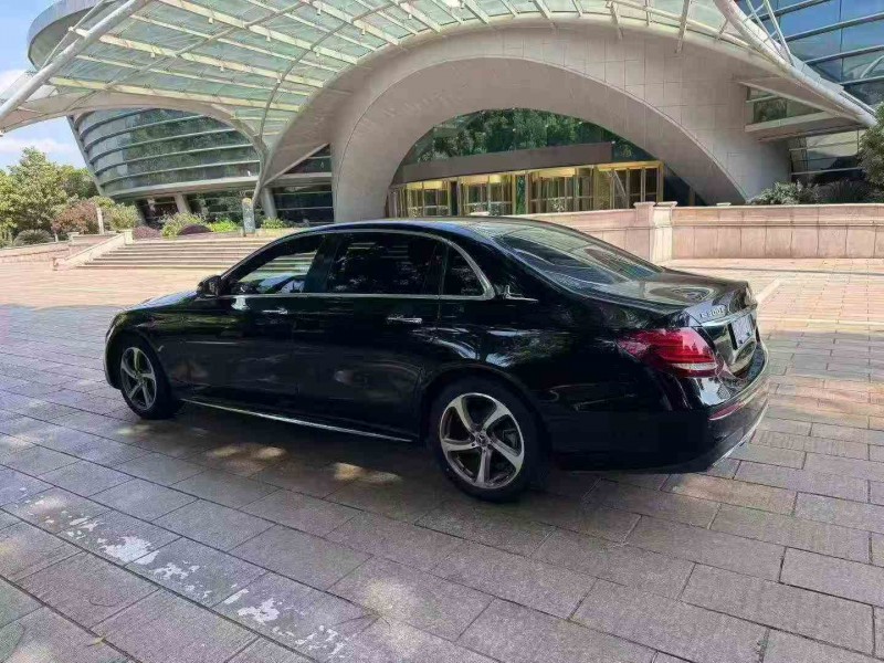 淮安19年奔驰E8