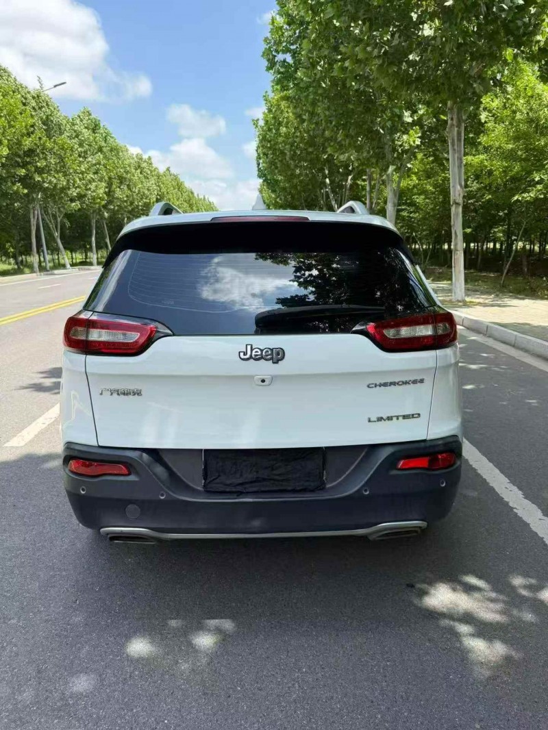 苏州18年Jeep自由光7