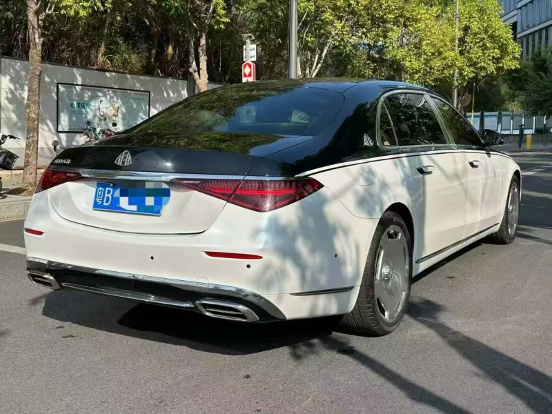 深圳21年奔驰迈巴赫S级7