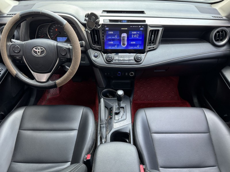 济宁18年丰田RAV48
