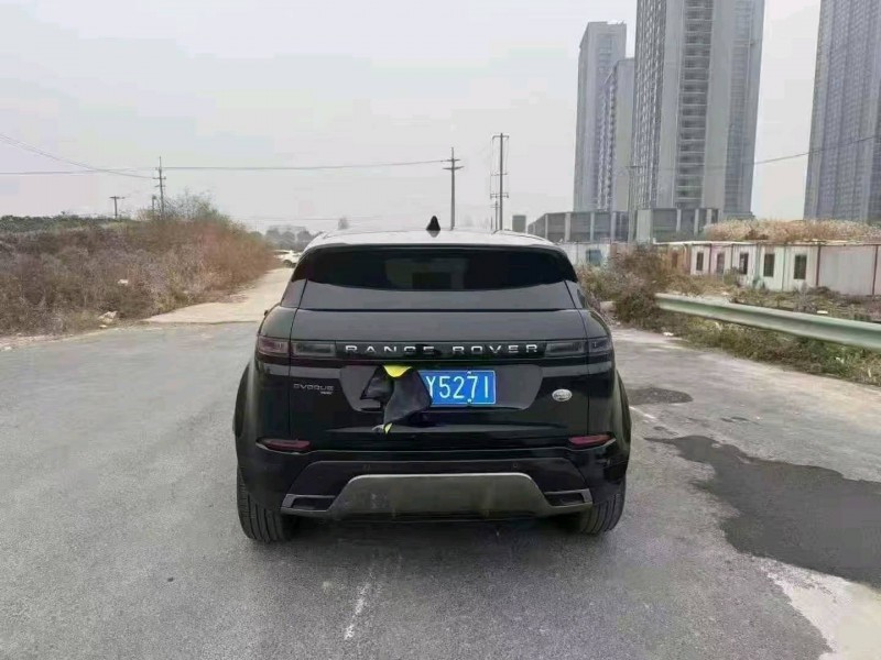 苏州22年路虎极光9