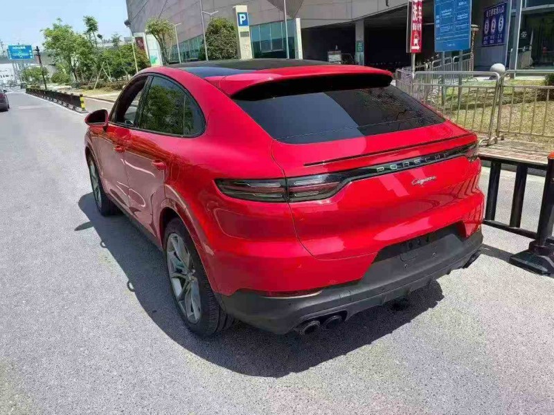 嘉兴22年保时捷卡宴7