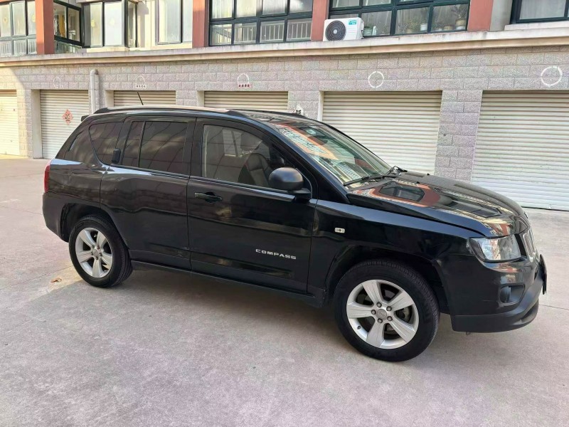 青岛14年Jeep指南者3