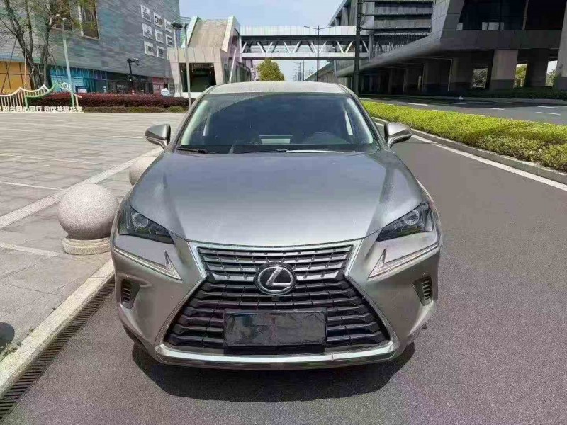 温州21年雷克萨斯NX1