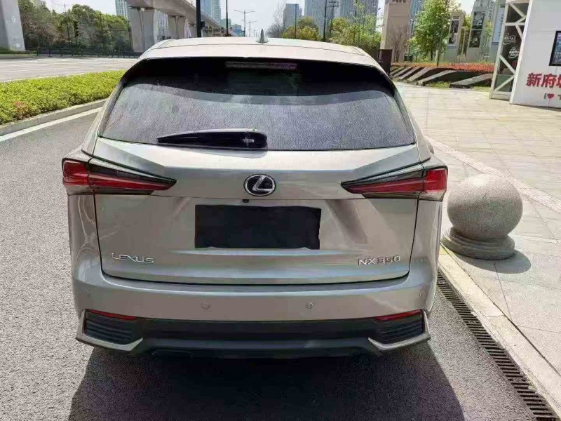 温州21年雷克萨斯NX9