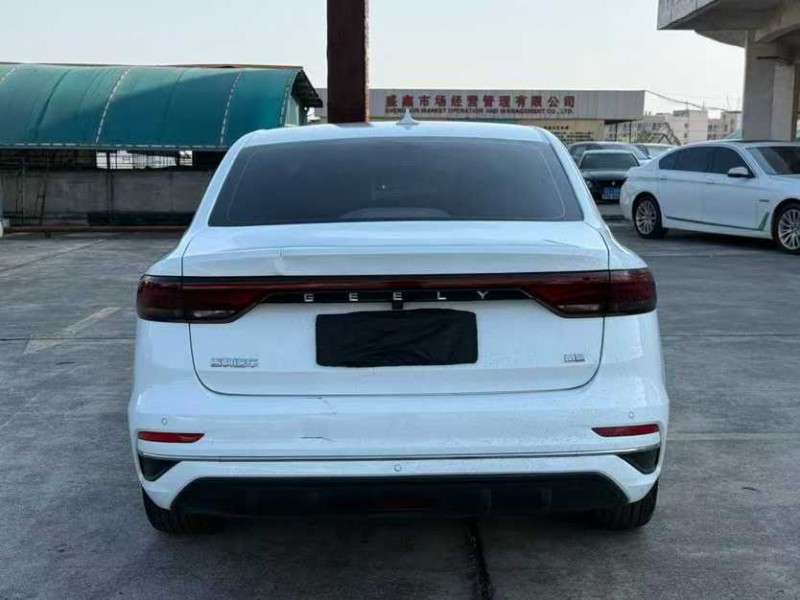 东莞23年吉利帝豪8