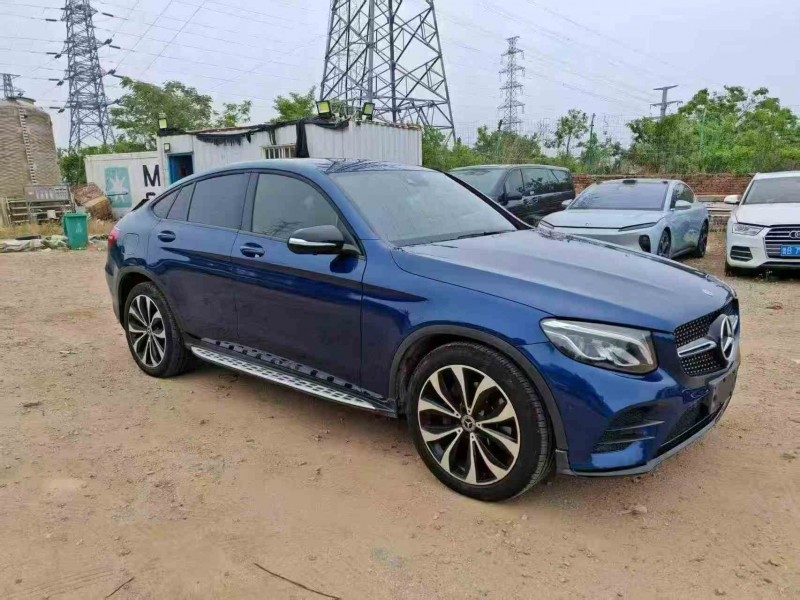 东营18年奔驰GLC3