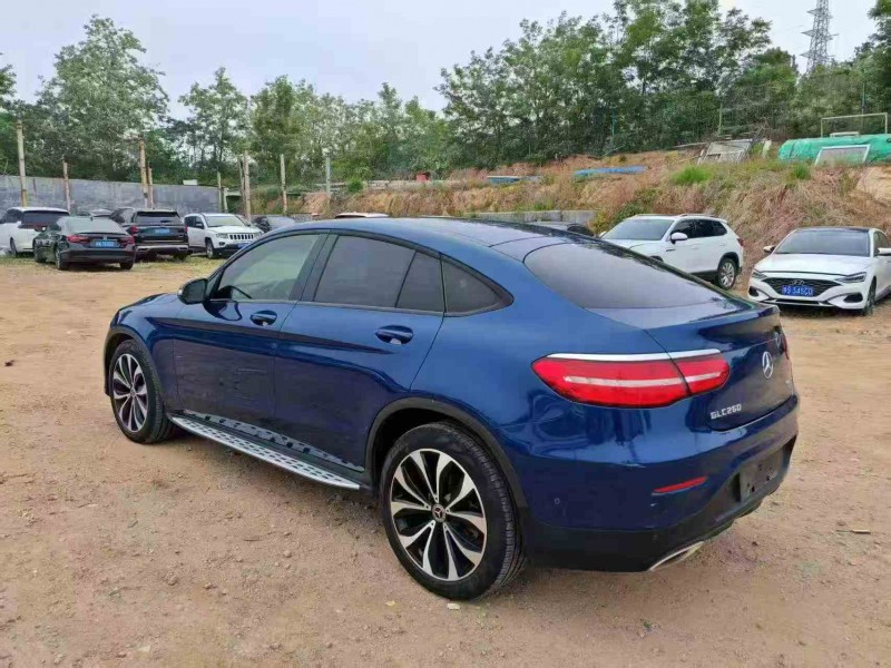 东营18年奔驰GLC8