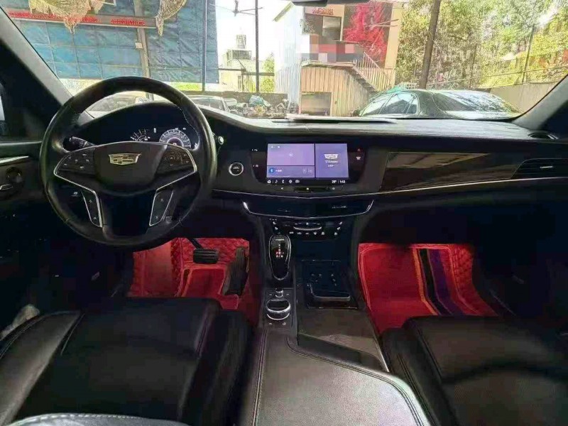丽江21年凯迪拉克CT65