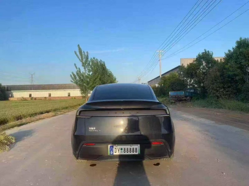 菏泽25年特斯拉MODEL Y9