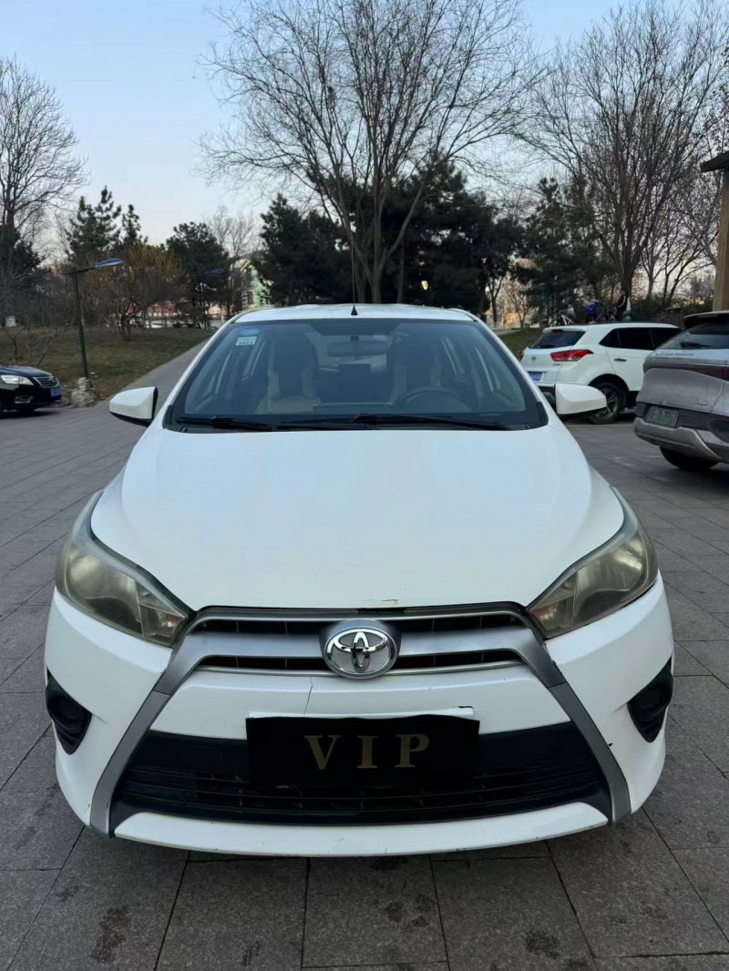 邢台14年丰田YARiS L 致炫1