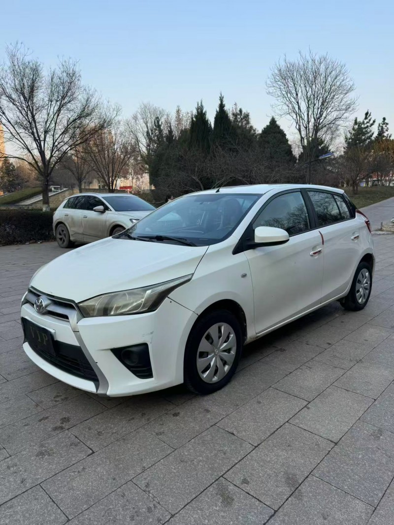 邢台14年丰田YARiS L 致炫2