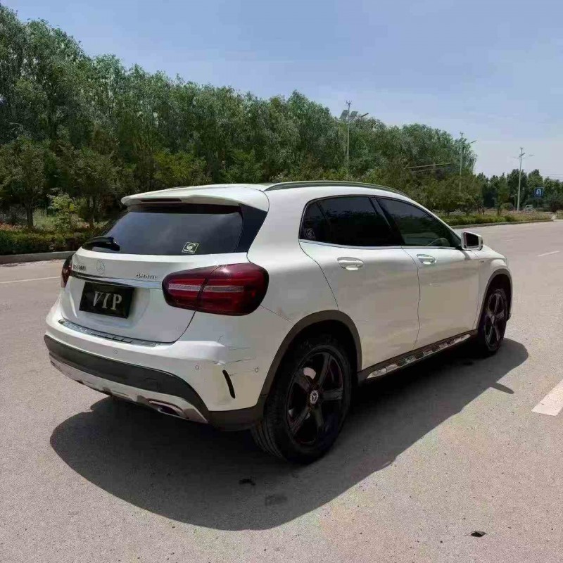 枣庄19年奔驰GLA9