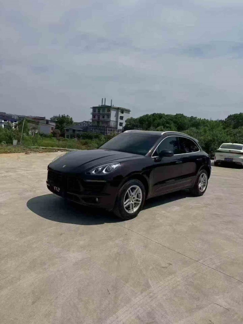 连云港16年保时捷Macan2