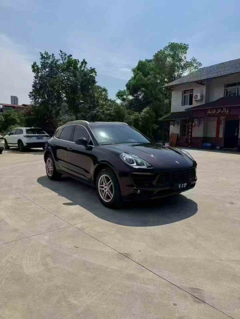 连云港16年保时捷Macan3