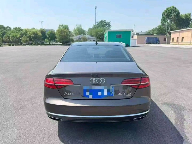 潍坊18年奥迪A8L8