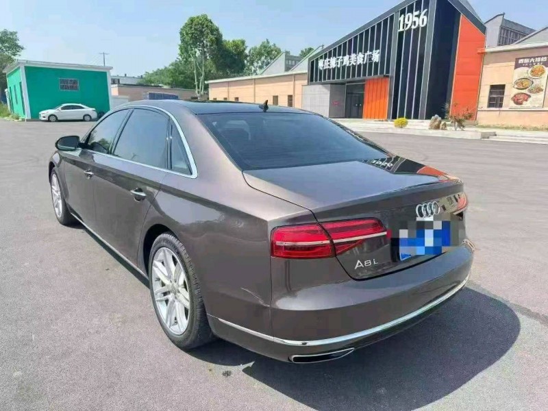 潍坊18年奥迪A8L9
