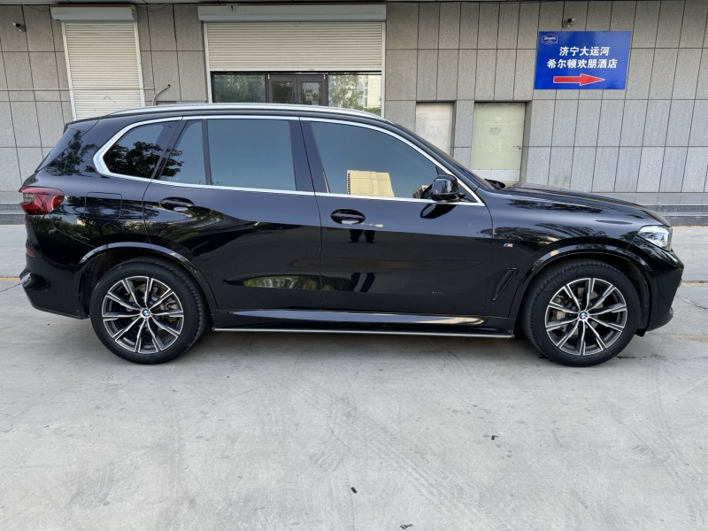 济宁21年宝马X55